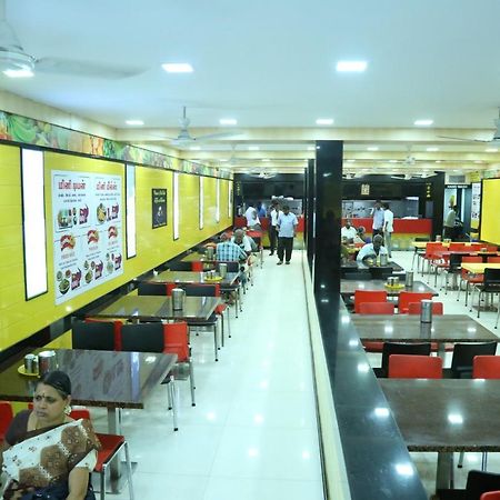 Hotel Chitra Tiruchirappalli Kültér fotó